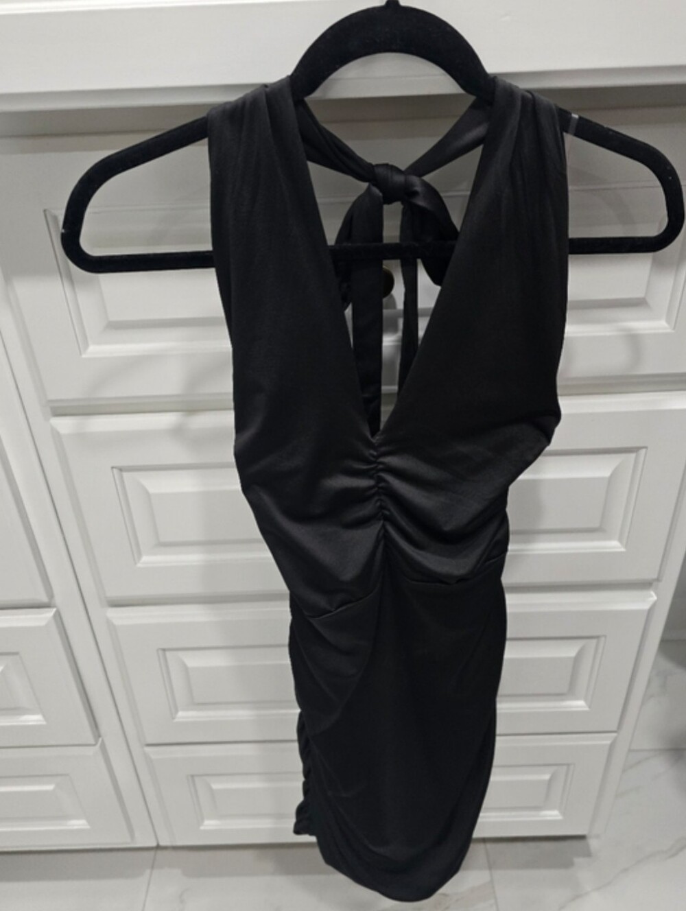 Black Ruched Halter Dress - Women - Picture 7 of 8